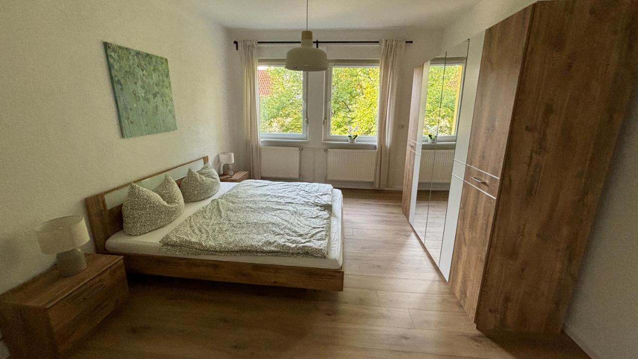 Bitterfelder Cityapartment Im Dichterviertel Buitenkant foto