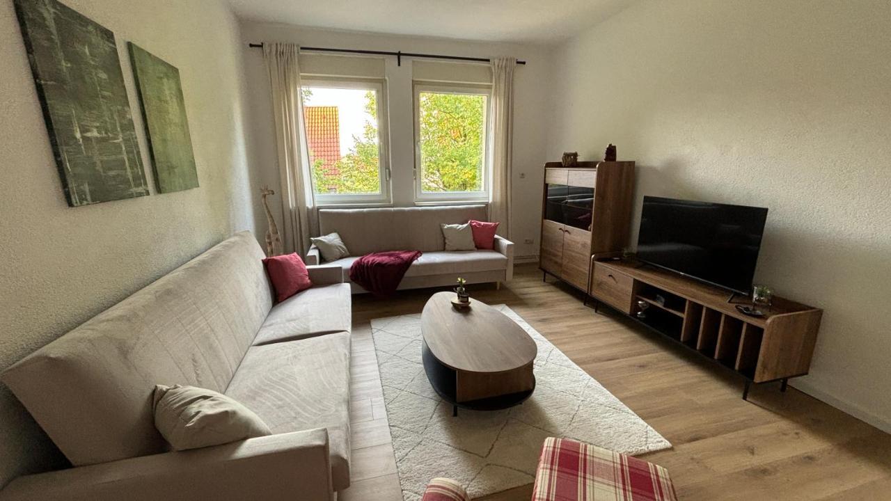 Bitterfelder Cityapartment Im Dichterviertel Buitenkant foto